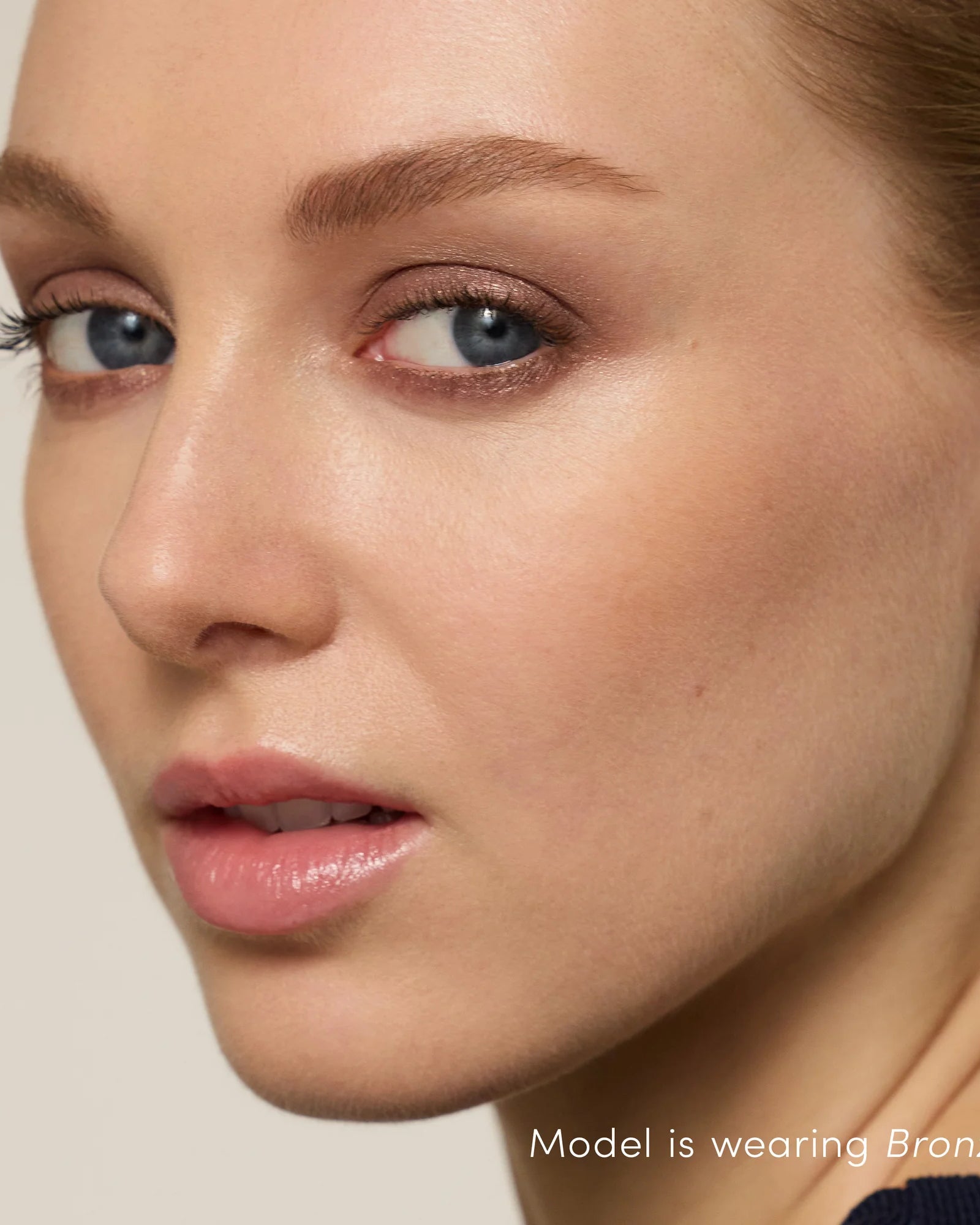 Jane Iredale ColorLuxe Eye Shadow Stick - Skin Love Cream