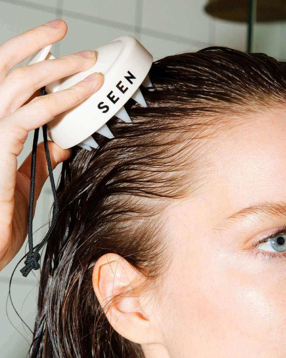 SEEN Scalp Massager - Skin Love Cream