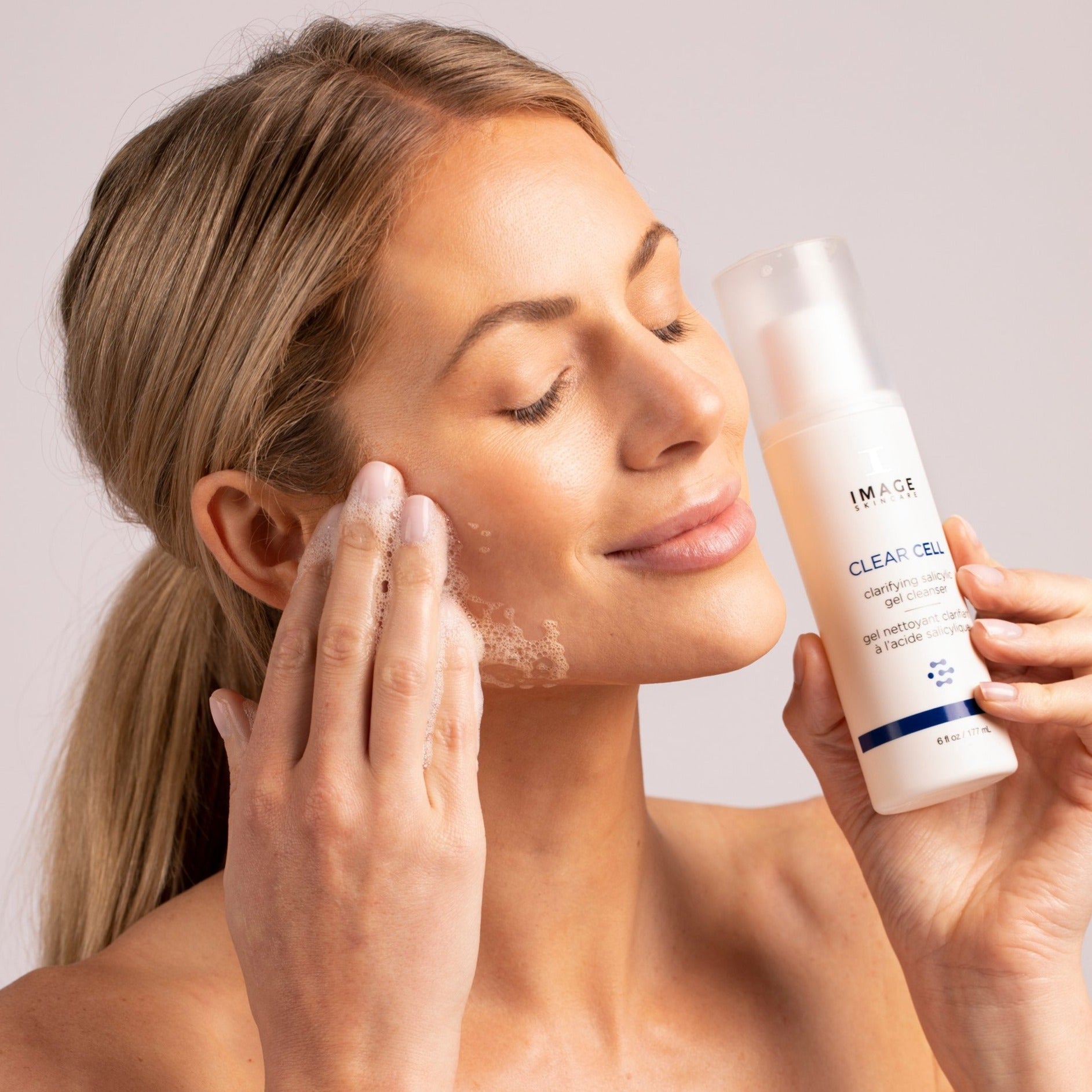 IMAGE Skincare CLEAR CELL Salicylic Gel Cleanser - Skin Love Cream