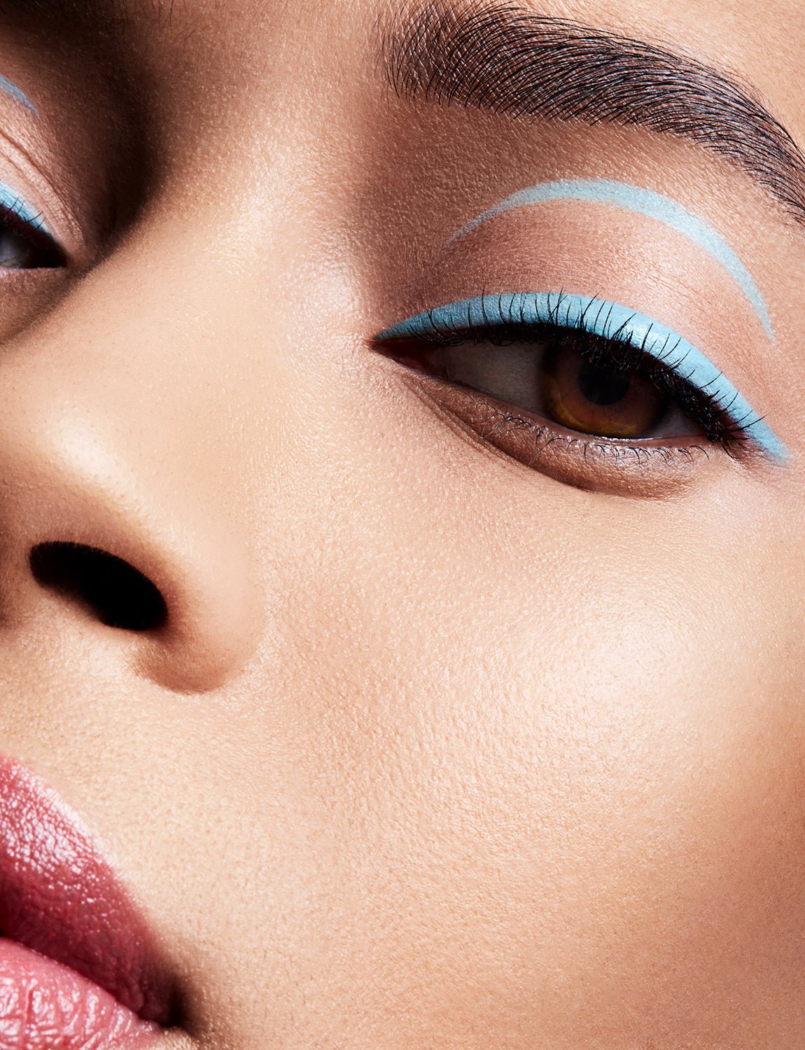 Retinol Around the Eyes: Benefits, Drawbacks, and Considerations - Skin Love Cream