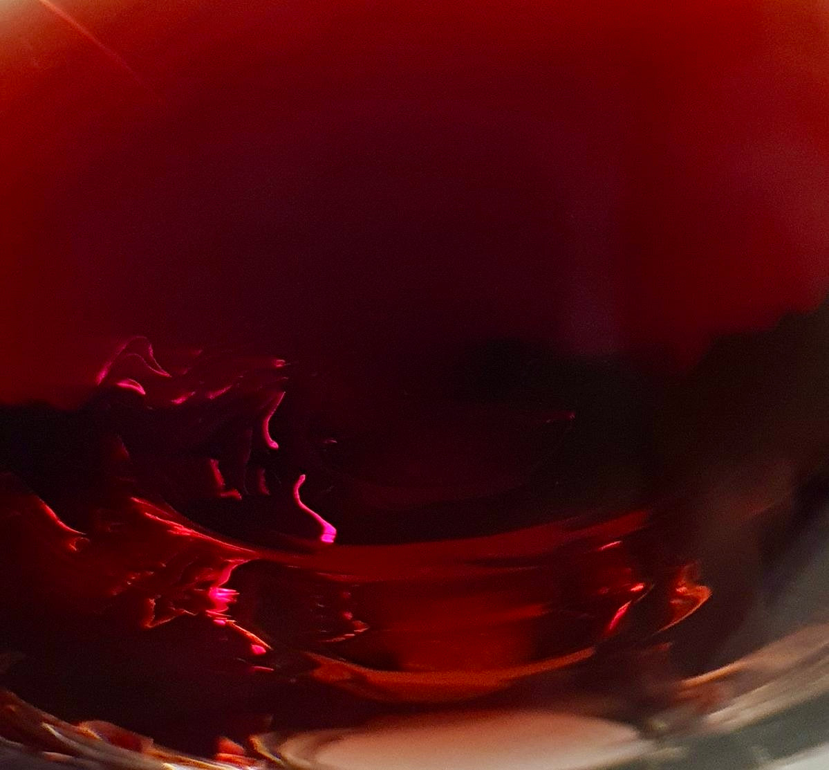 How wine affect the skin