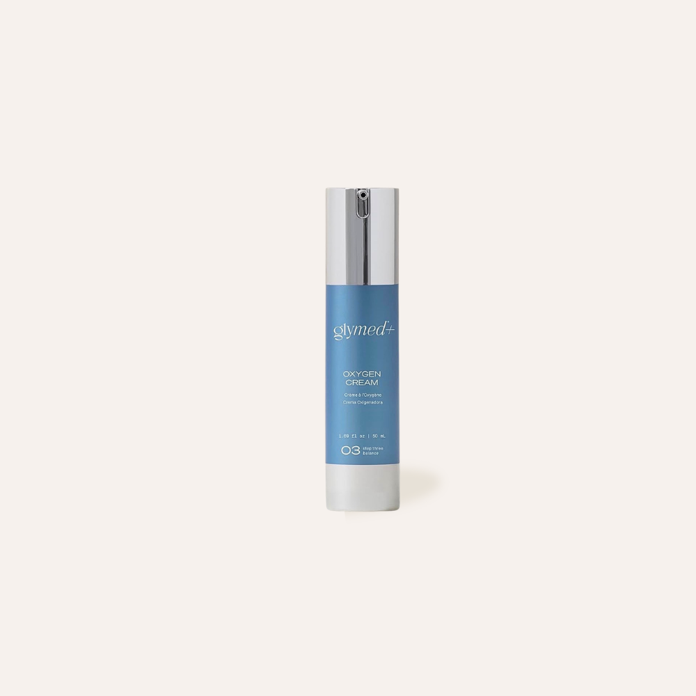 A targeted calming formula designed to support visible redness reduction, vascular comfort, and skin resilience in redness-prone skin.