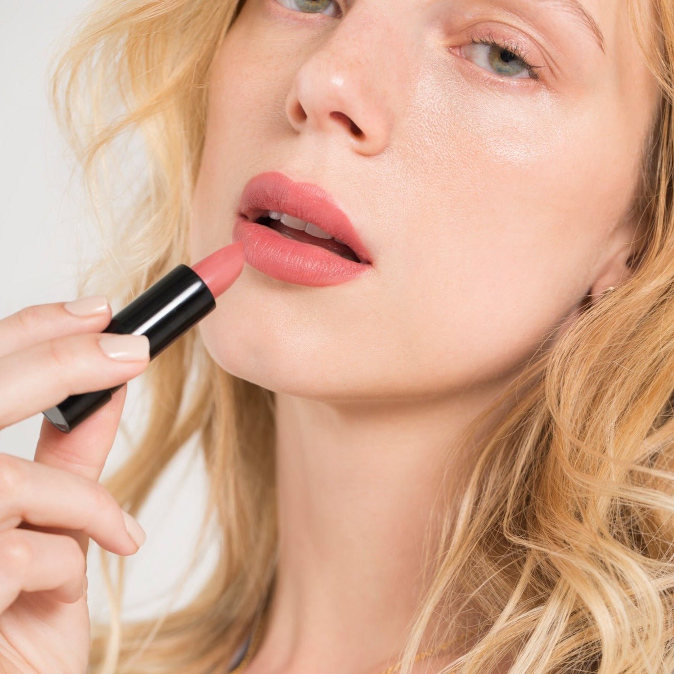 Madame Gabriela Sydney At 8AM - Skin Love Cream