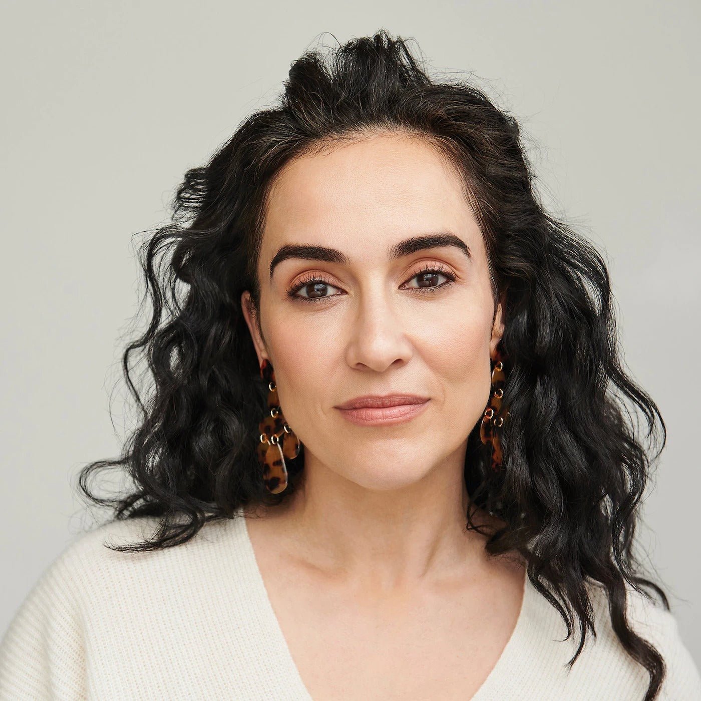 VIRTUE Flourish Volumizing Styler - Skin Love Cream